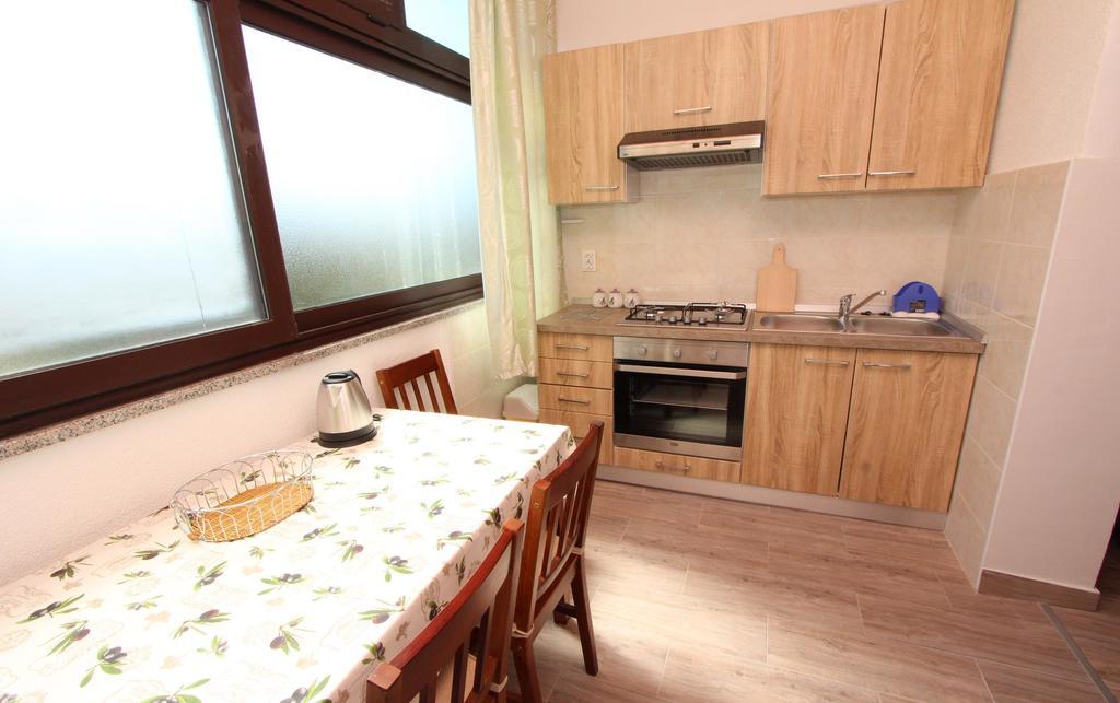 Apartments Maruchita Rovinj Exterior foto